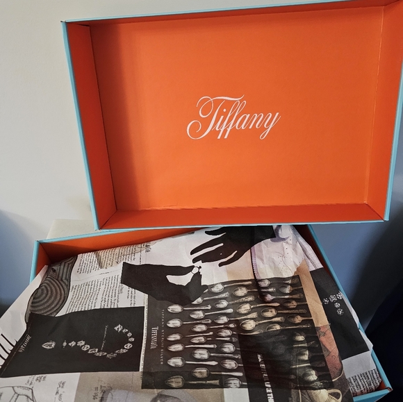 ****SOLD**** Tiffany Nike Air Force One - Picture 4 of 6